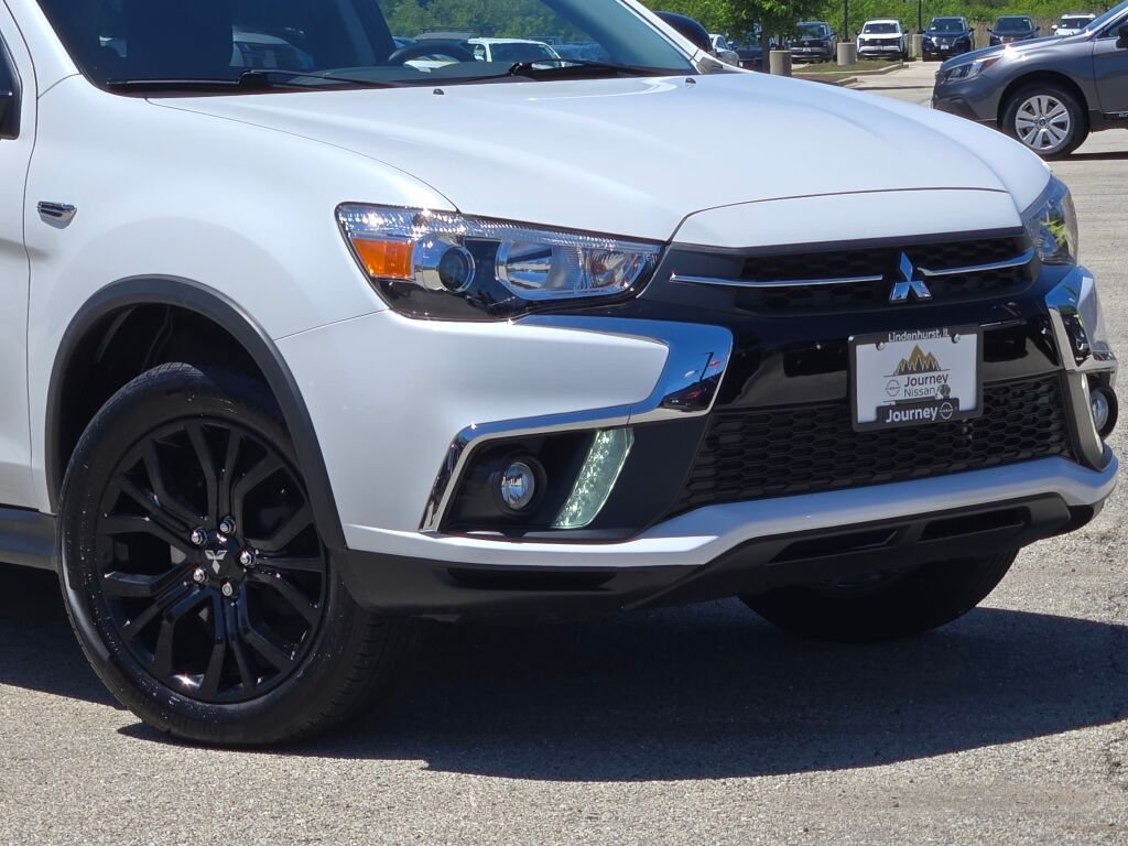 Used 2019  Mitsubishi 4WD**1 OWNER** image 2