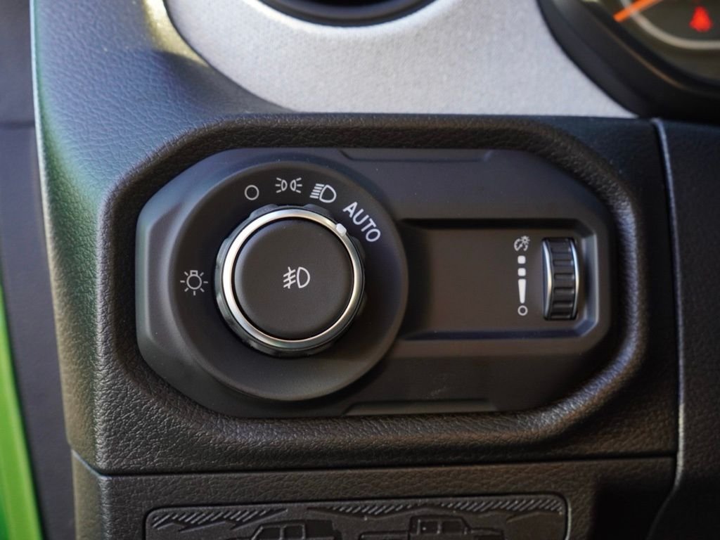 New 2026 Mojito Clear-Coat Exterior Paint Jeep 4-Door Sport S image 12