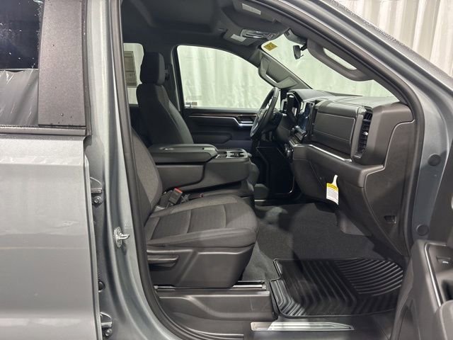 2025 Chevrolet Silverado 1500 LT - Photo 13
