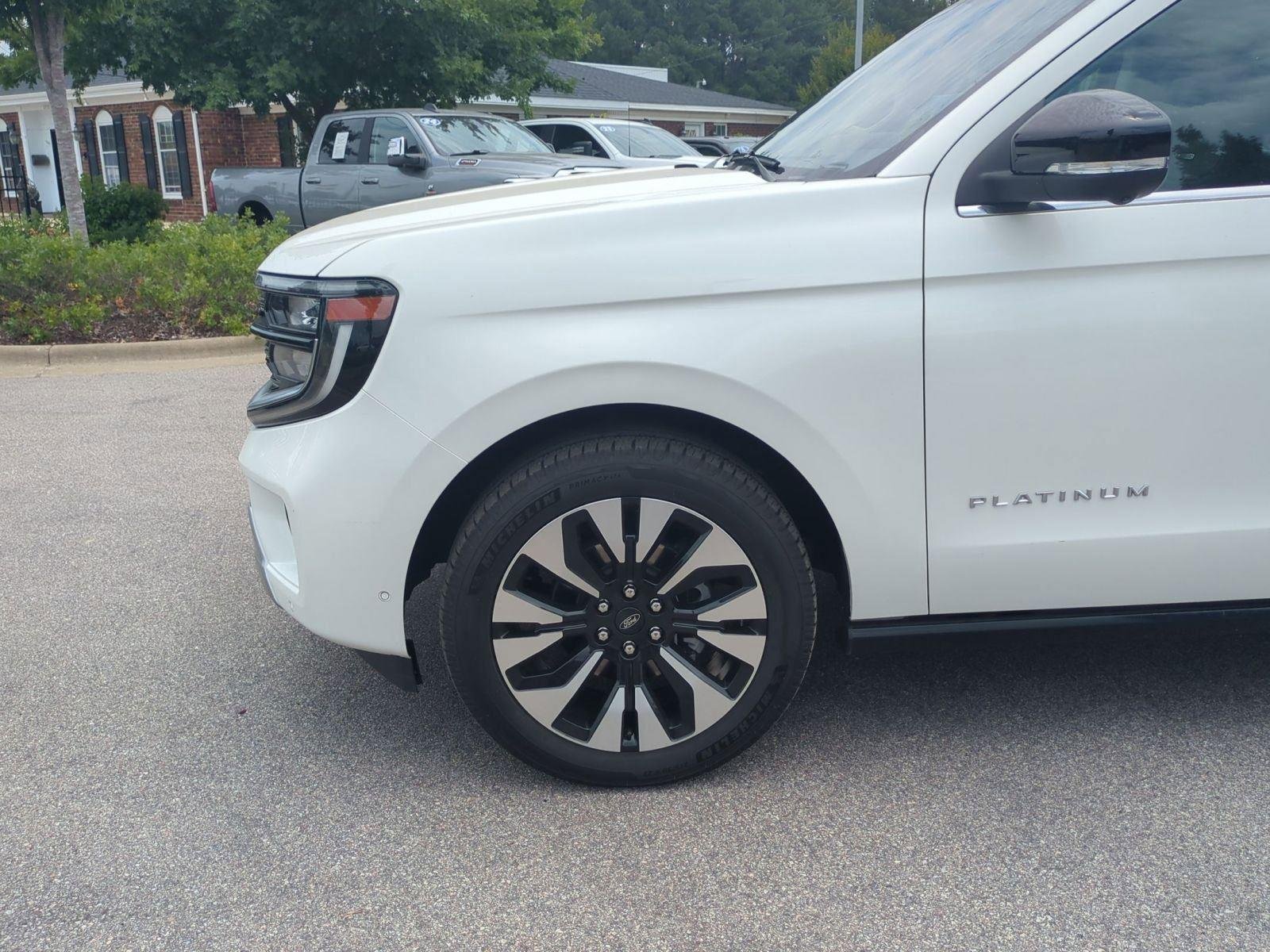 Used 2025 Star White Metallic Tri-Coat Ford Platinum image 10
