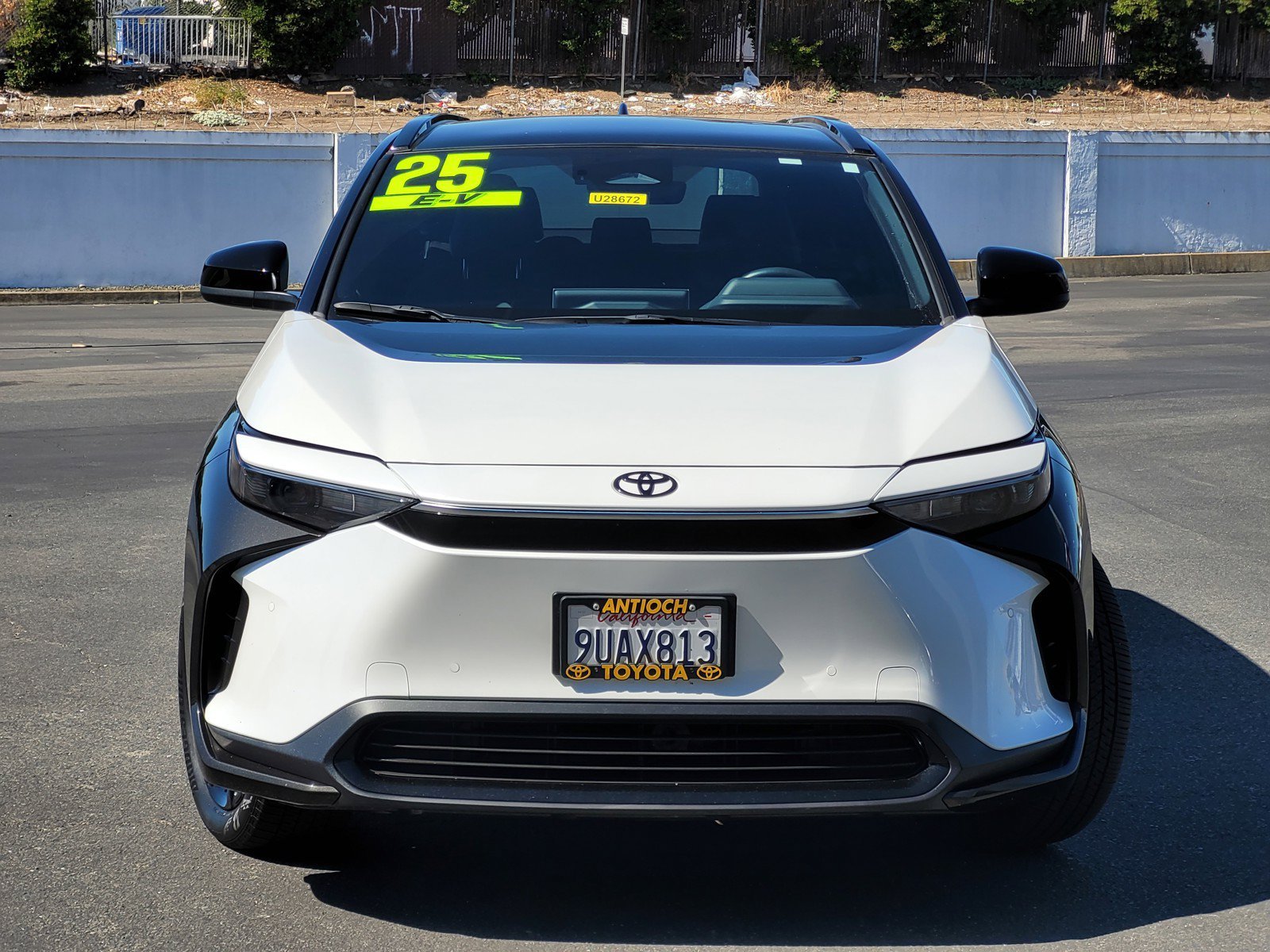 Certified Used 2025  Toyota  image 24