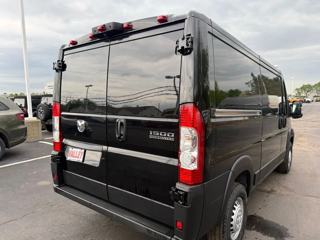 New 2026 Black Clear-Coat Exterior Paint RAM Low Roof image 3