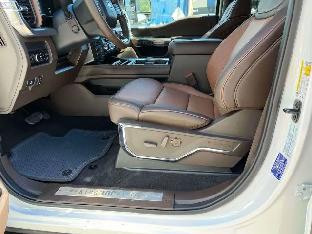 New 2027 Star White Metallic Tri-Coat Ford F-350® King Ranch® image 21