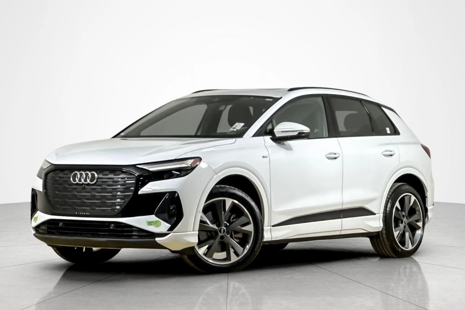 Certified Pre-Owned 2023 Q4 50 e-tron SUV
