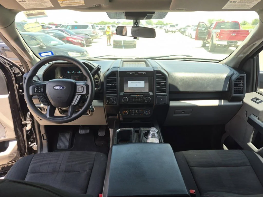 Used 2020 Black Ford XL image 7