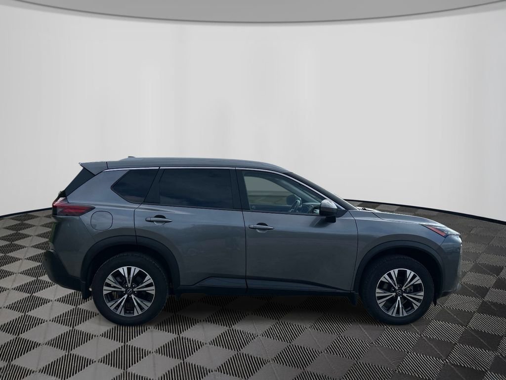 Used 2023 Gray Nissan SV image 6
