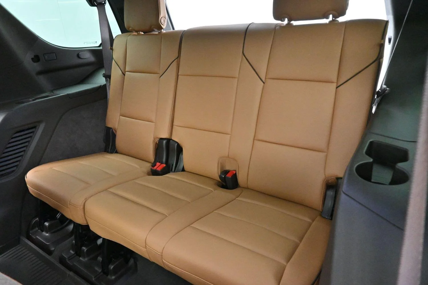Certified Used 2025 Black Raven Cadillac Premium Luxury image 35