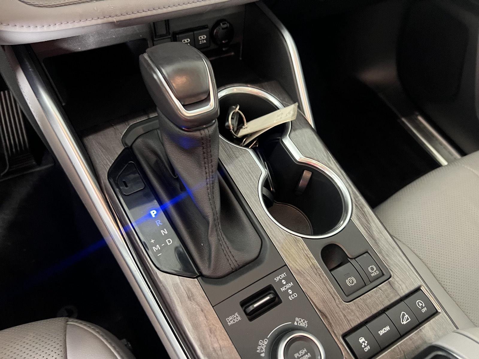 Used 2021 Midnight Black Metallic Toyota Platinum image 24