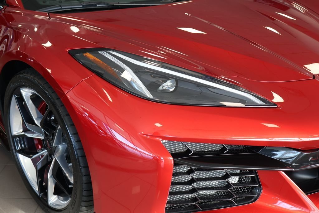 New 2026 Red Mist Metallic Tintcoat Chevrolet 2LZ image 3
