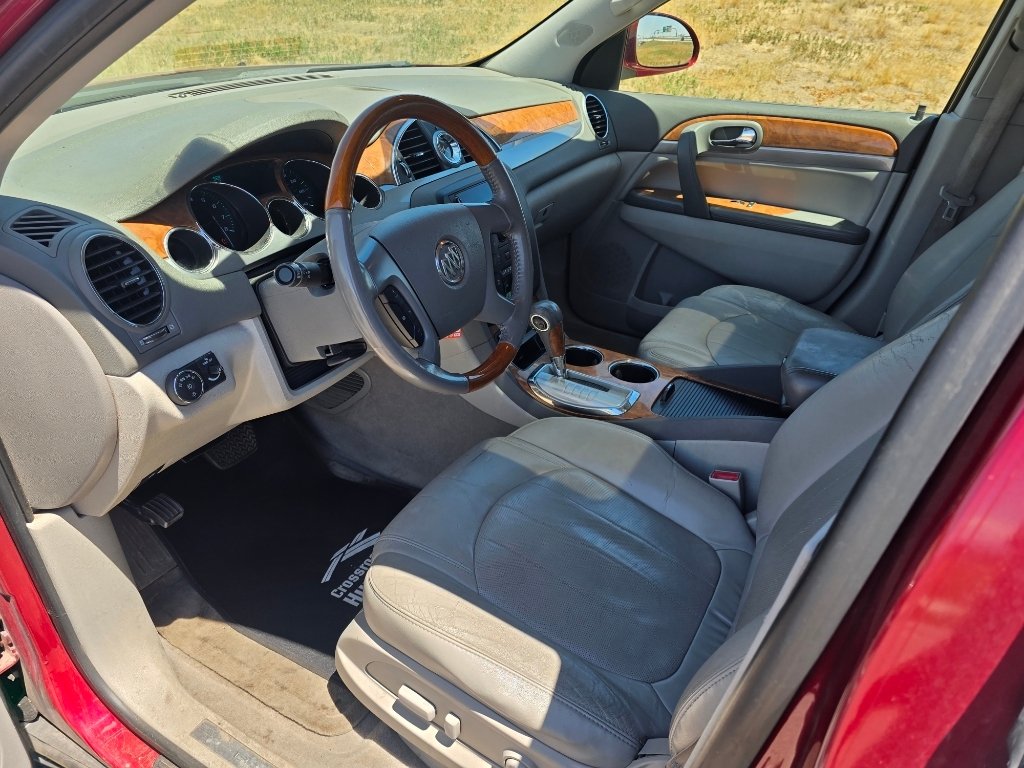Used 2010 Red Jewel Tintcoat Buick CXL w/1XL image 28