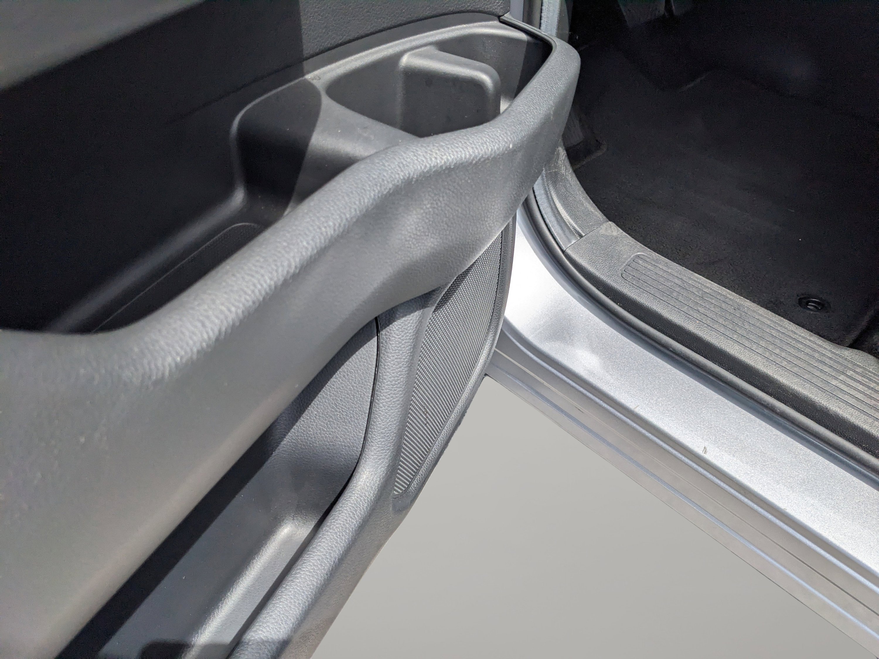 Used 2024 Silver Honda EX-L 8 Passenger image 24