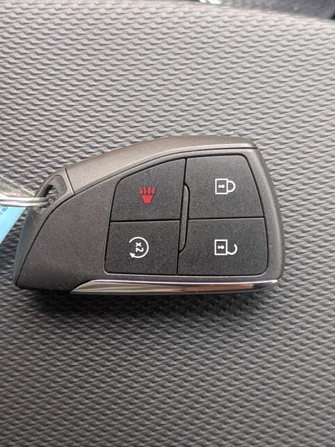 Used 2026 Green Chevrolet LT image 33