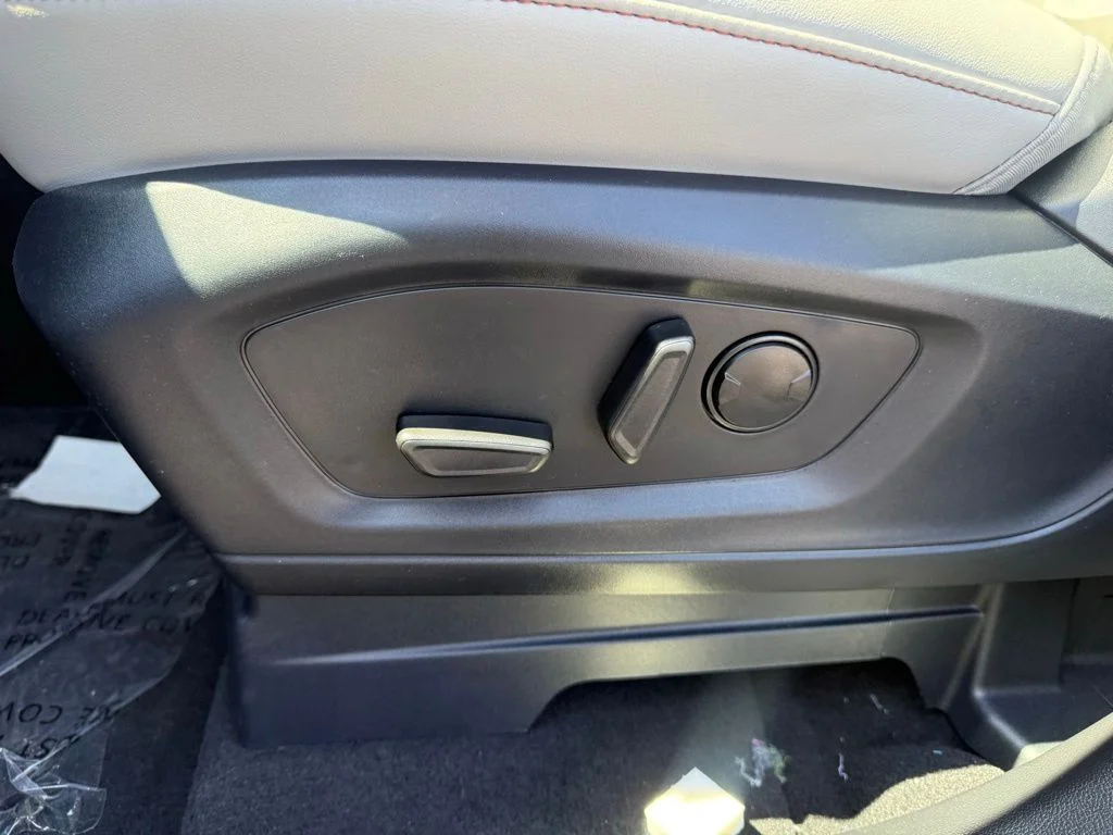 New 2026 Vapor Blue Metallic Ford Active image 14