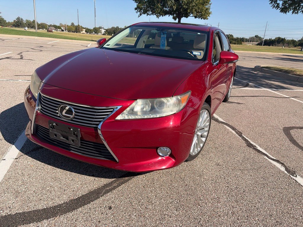 Used 2013 Red Lexus 350 image 4