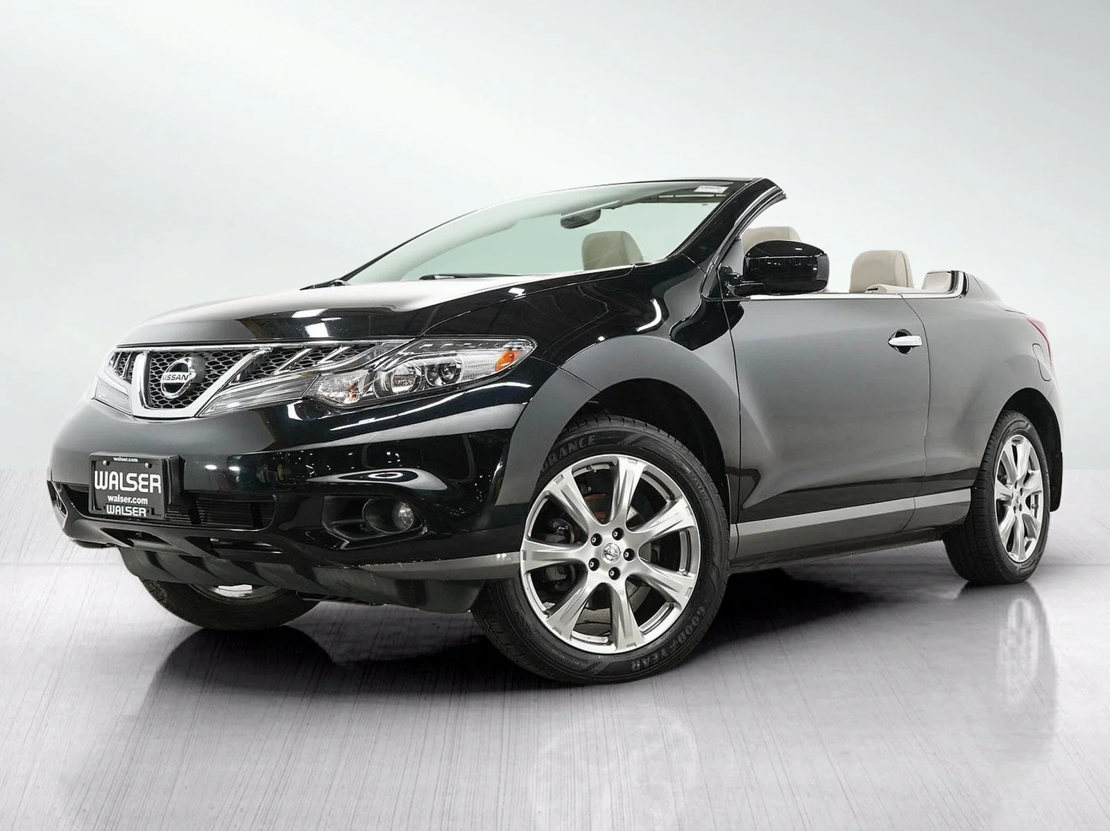 Used 2014 Nissan Murano CrossCabriolet Base with VIN JN8AZ1FY9EW300433 for sale in Minneapolis, Minnesota