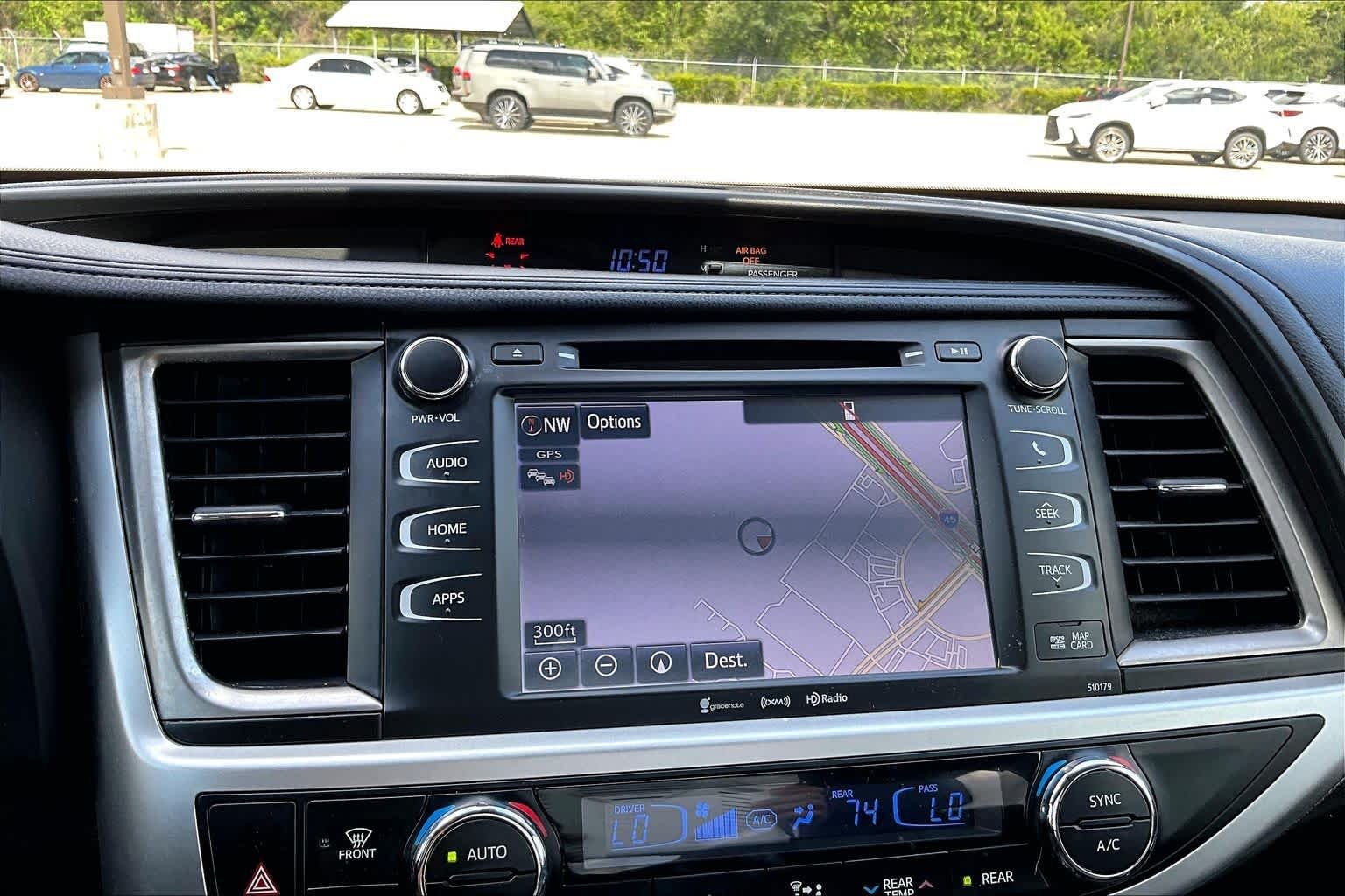 Used 2018 Blizzard Pearl Toyota SE image 49