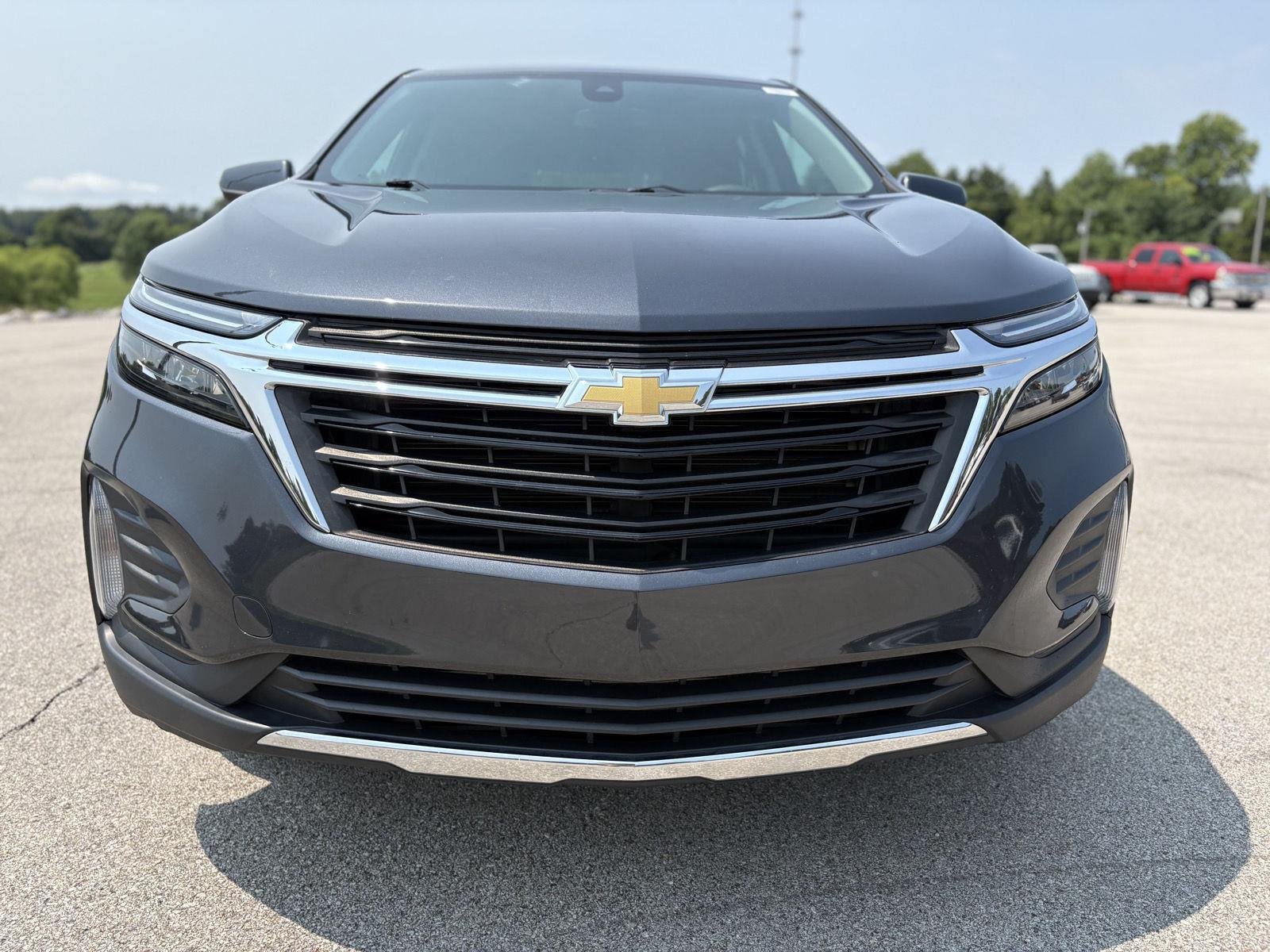 Used 2022 Iron Gray Metallic Chevrolet LT image 17