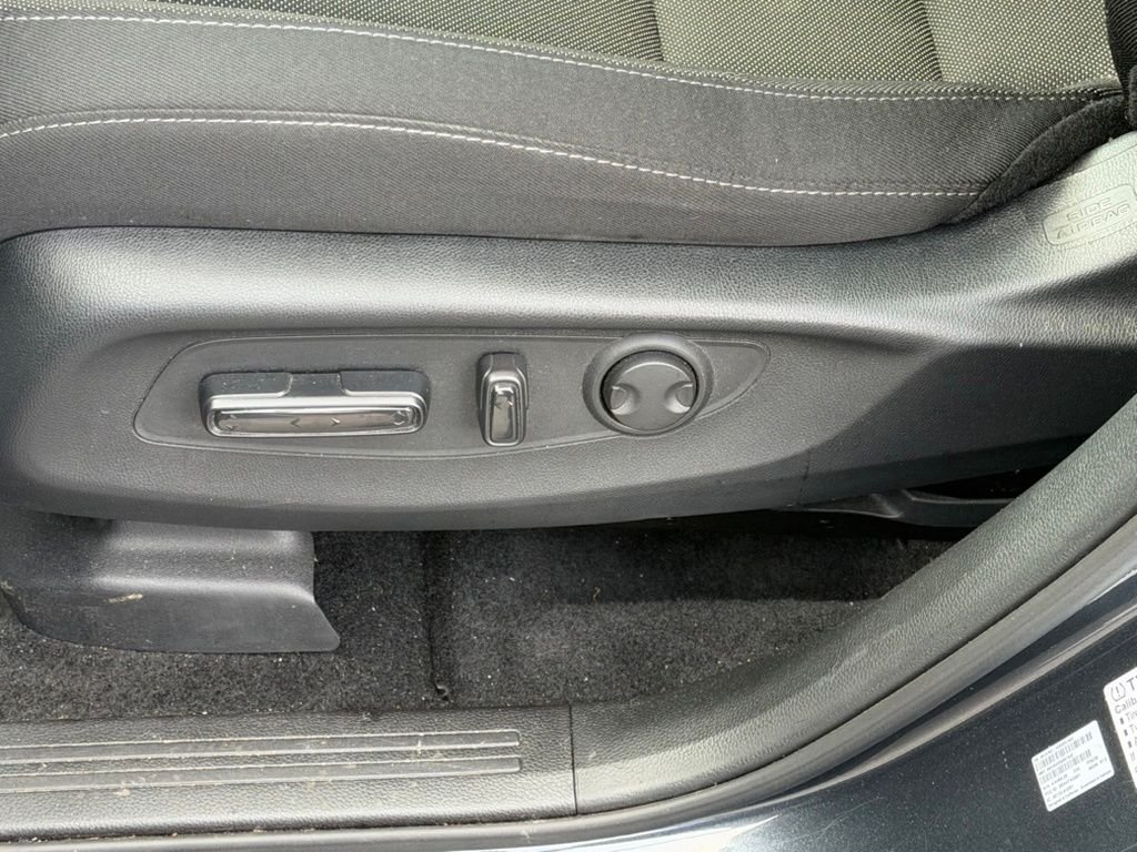Used 2025 Meteorite Gray Metallic Honda EX image 15