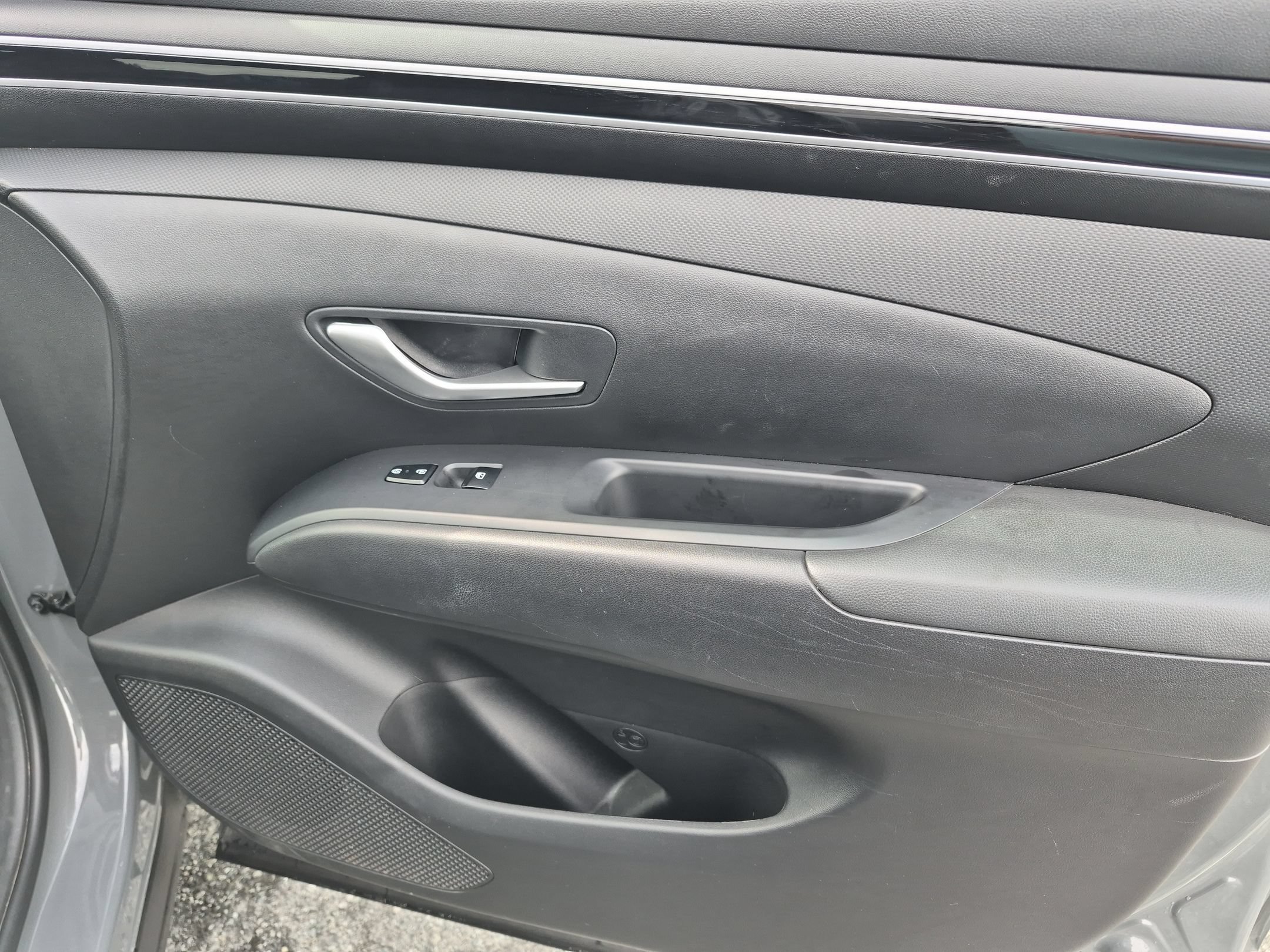 Certified Used 2024 Hampton Gray Hyundai SEL image 32