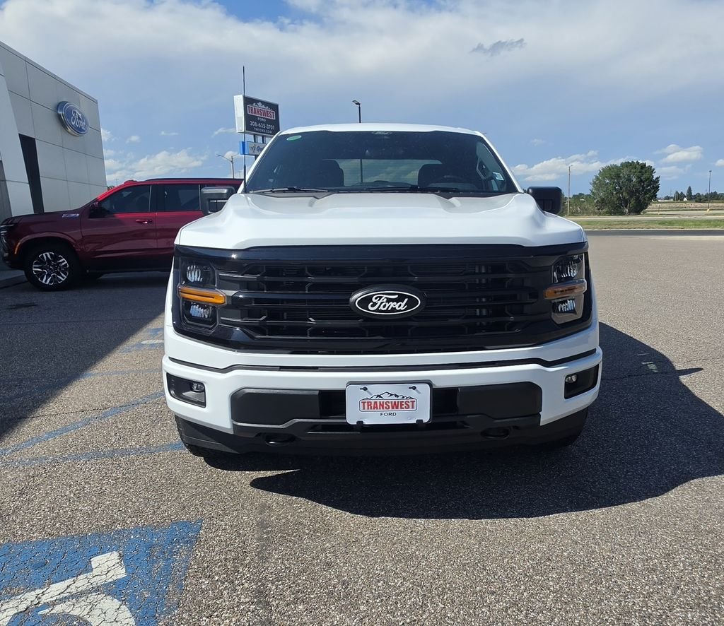 New 2026 Oxford White Ford XLT image 3
