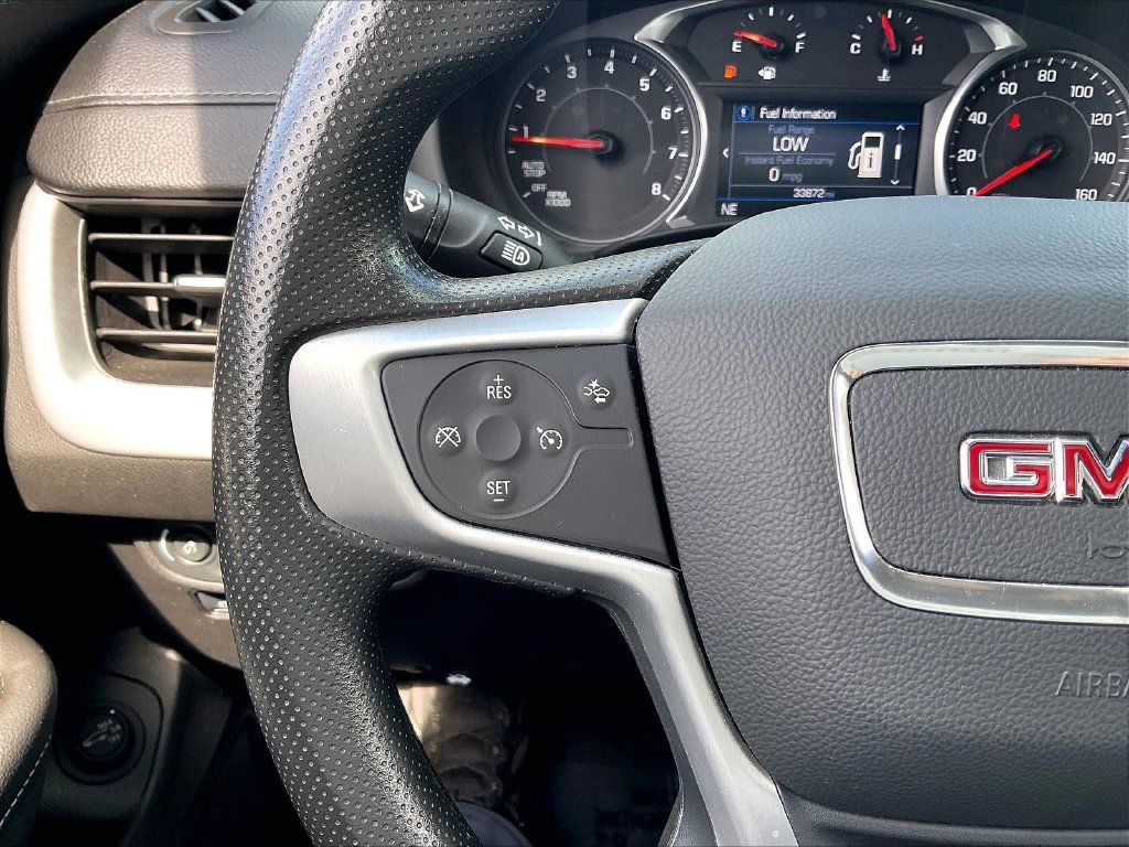 Used 2022 Silver GMC SLE image 22