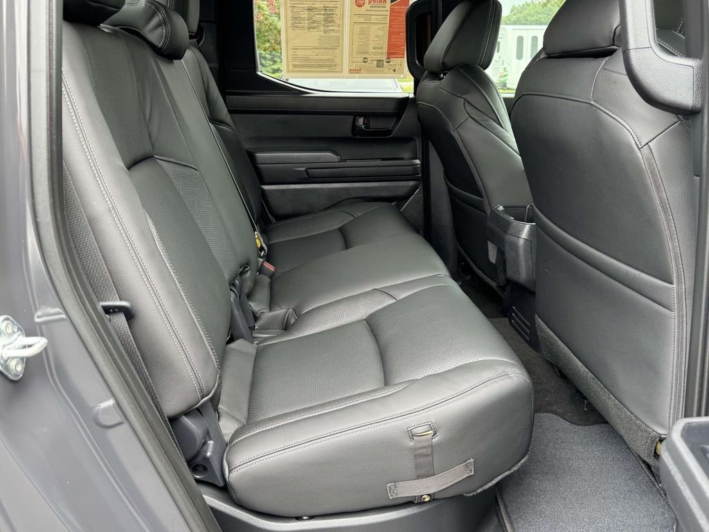 Used 2025  Toyota SR5 image 15