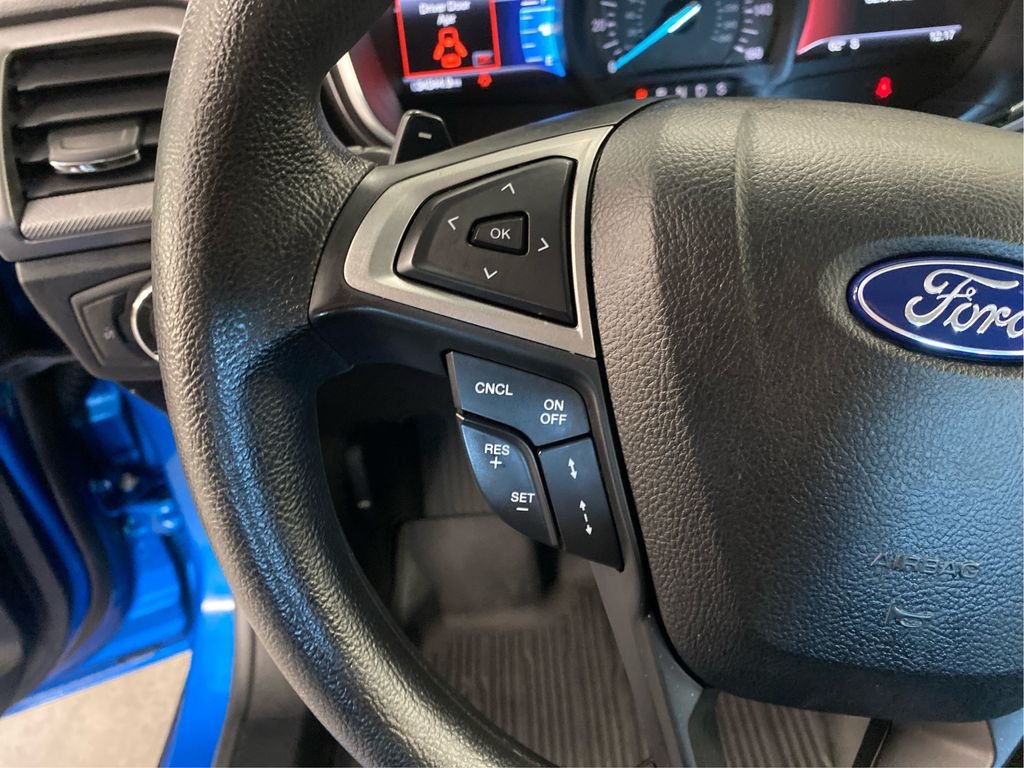Used 2020 Blue Ford SE image 14
