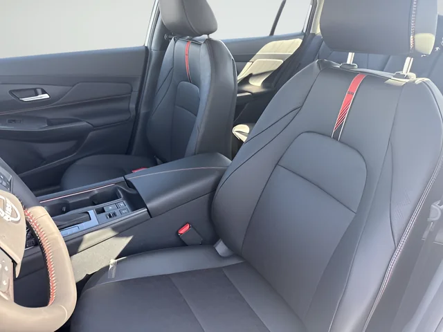 2026 Nissan Sentra SR - Photo 20
