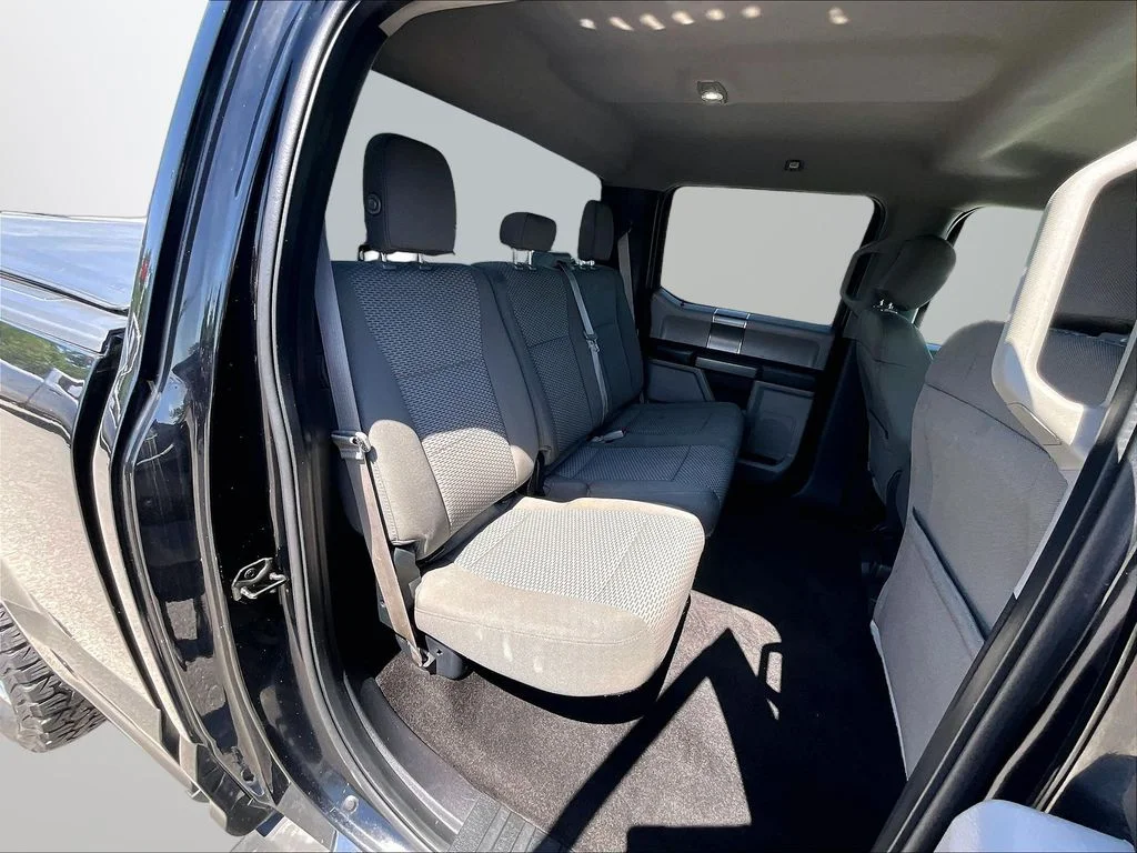 Used 2017 Black Ford XLT image 29