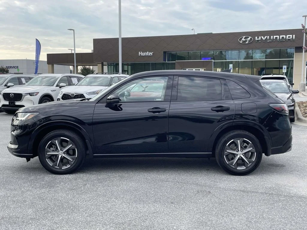 Used 2024  Honda EX-L image 25