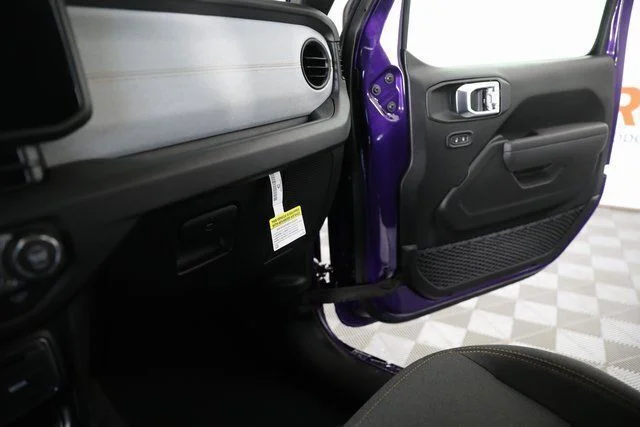New 2026 Reign Exterior Paint Jeep Sport S image 14