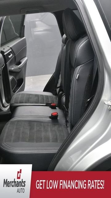 Used 2024 Silver Mitsubishi SE image 15
