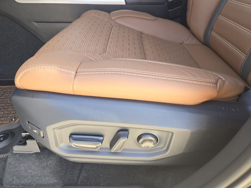 2026 Toyota Tundra 1794 Edition - Photo 19
