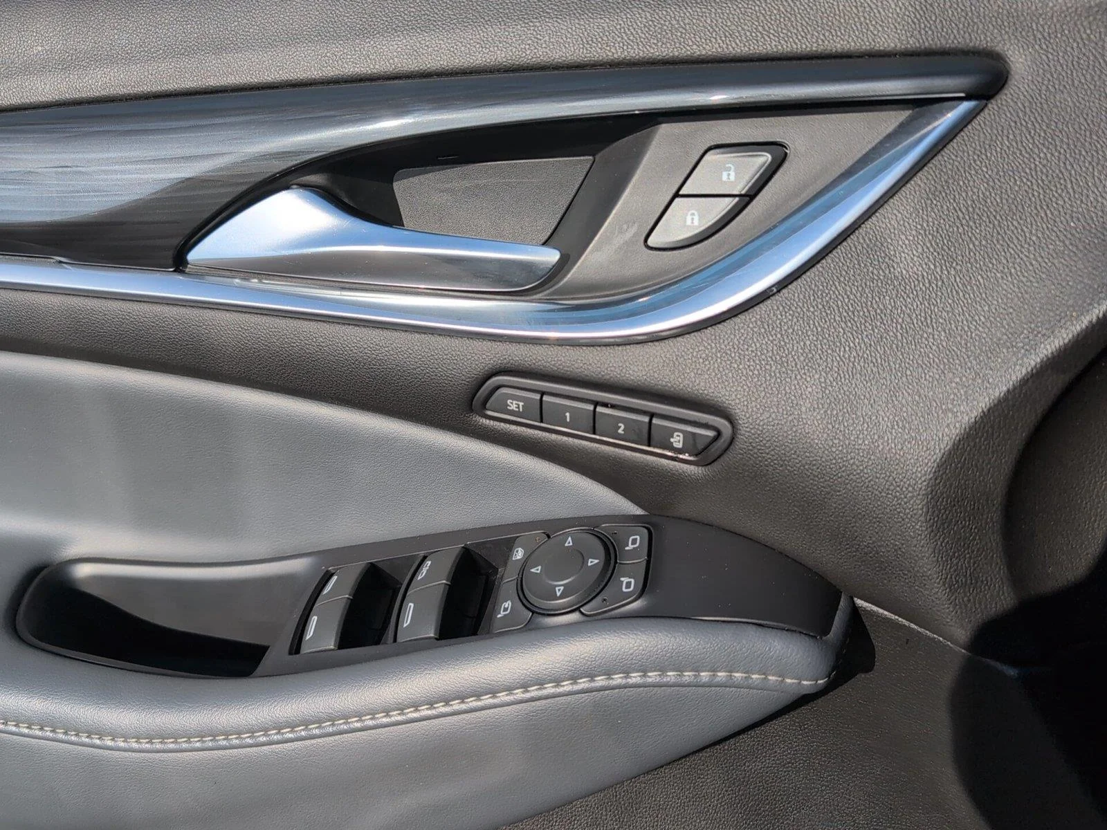 Used 2022 Quicksilver Metallic Buick Premium image 16