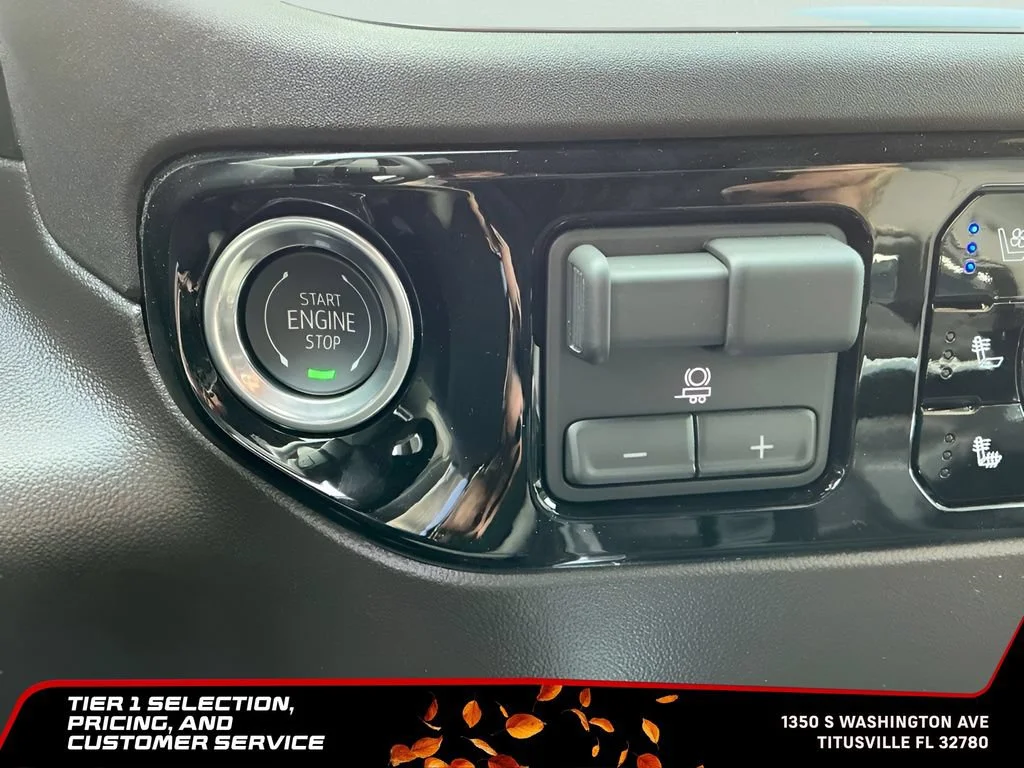 New 2026 Onyx Black GMC SLT image 32