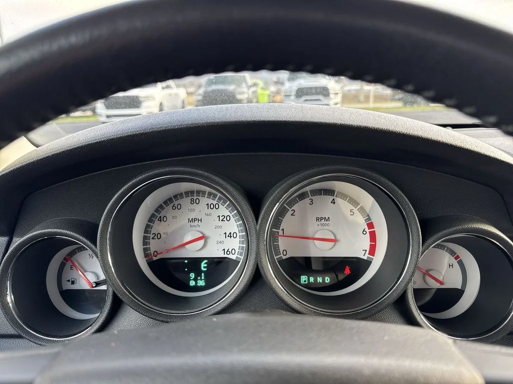 Used 2008 Orange Dodge R/T image 15