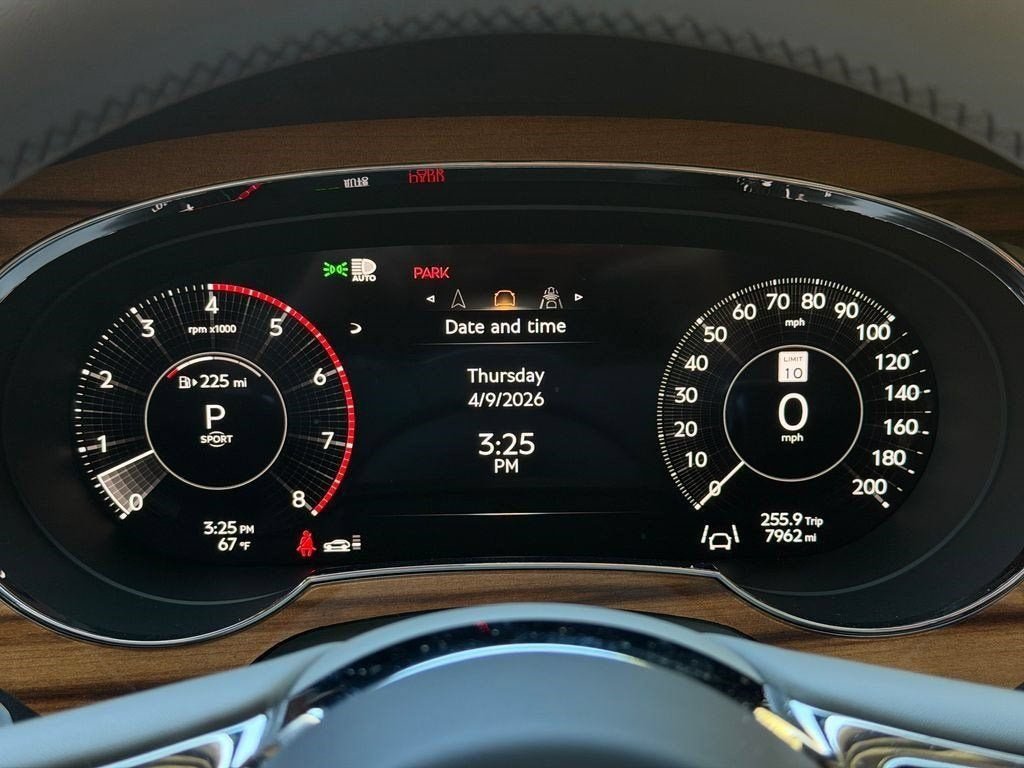 Used 2025 Gravity Gray Bentley Azure image 20