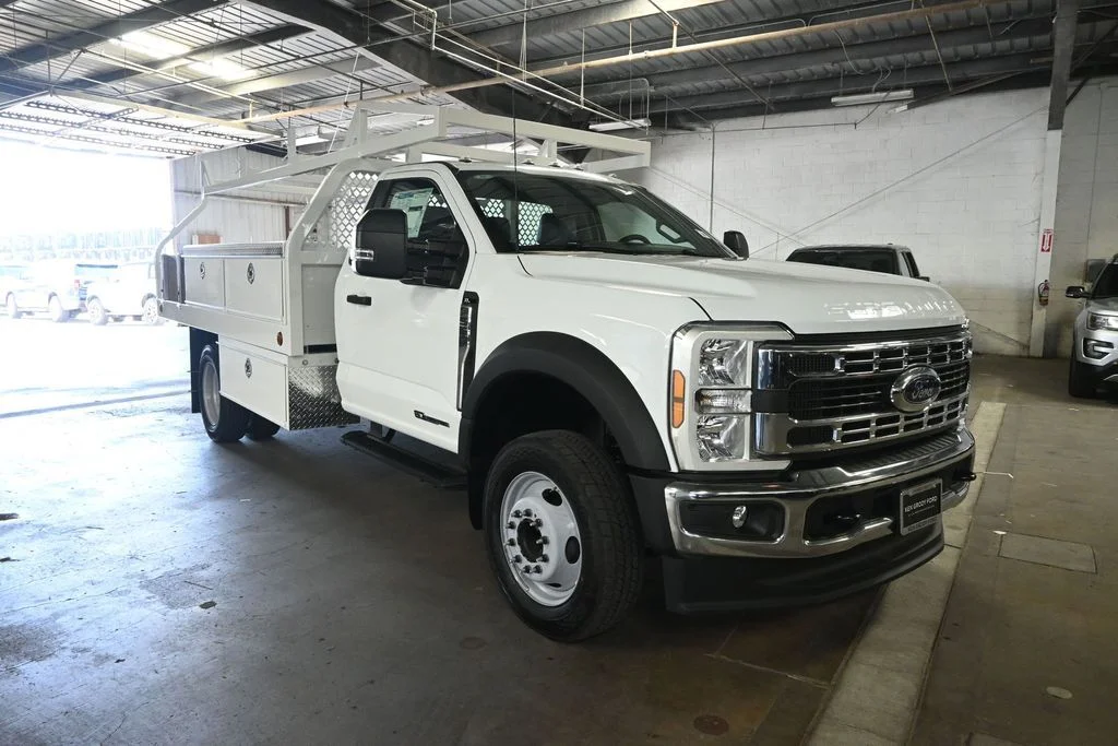 2026 Ford F-550 XL Regular Cab 169-In DRW's photo