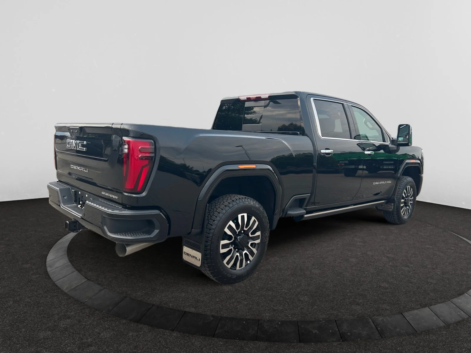 New 2026 Onyx Black GMC Denali Ultimate image 5