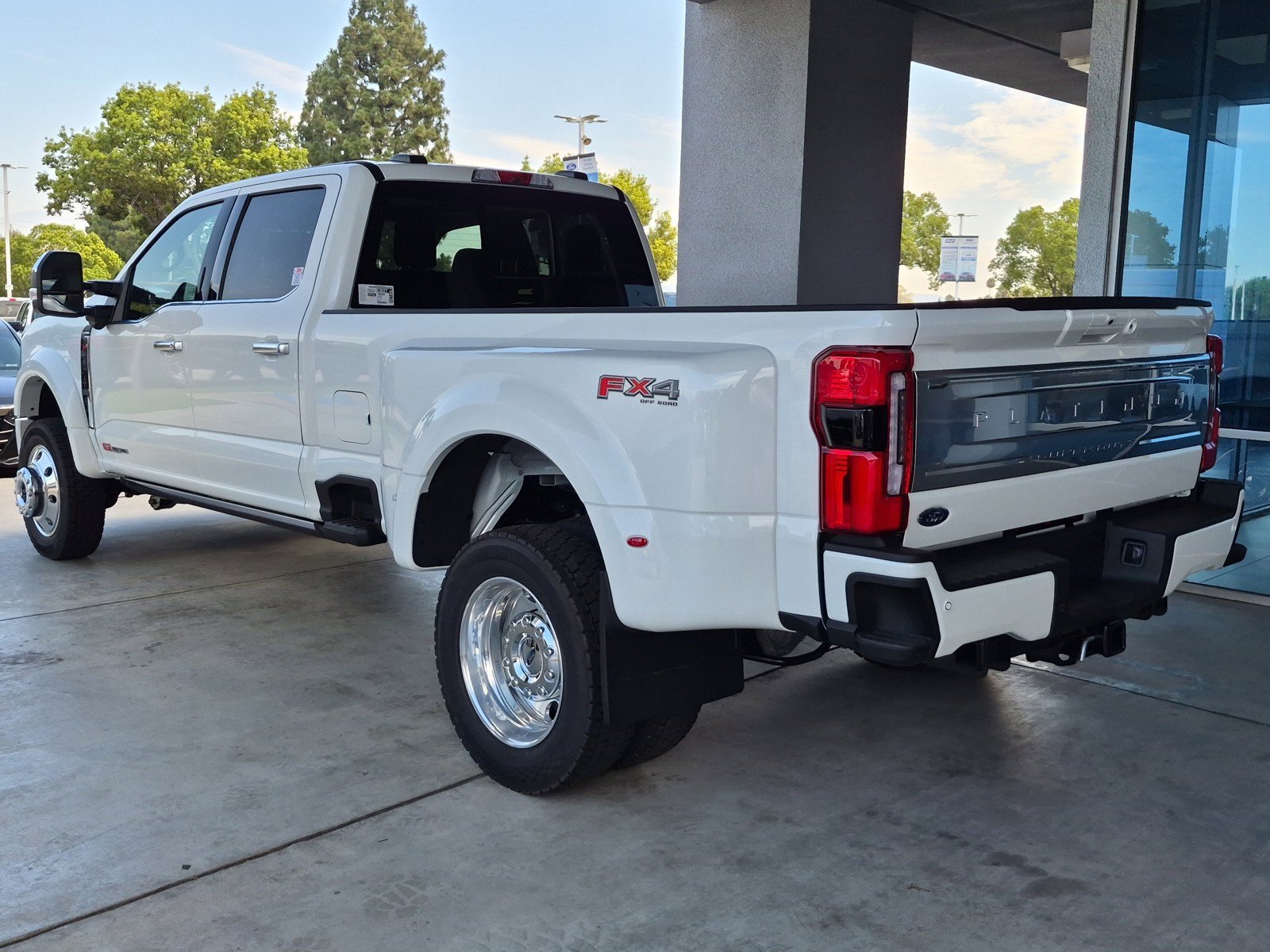 New 2026 Star White Metallic Tri-Coat Ford F-450® Platinum® image 4