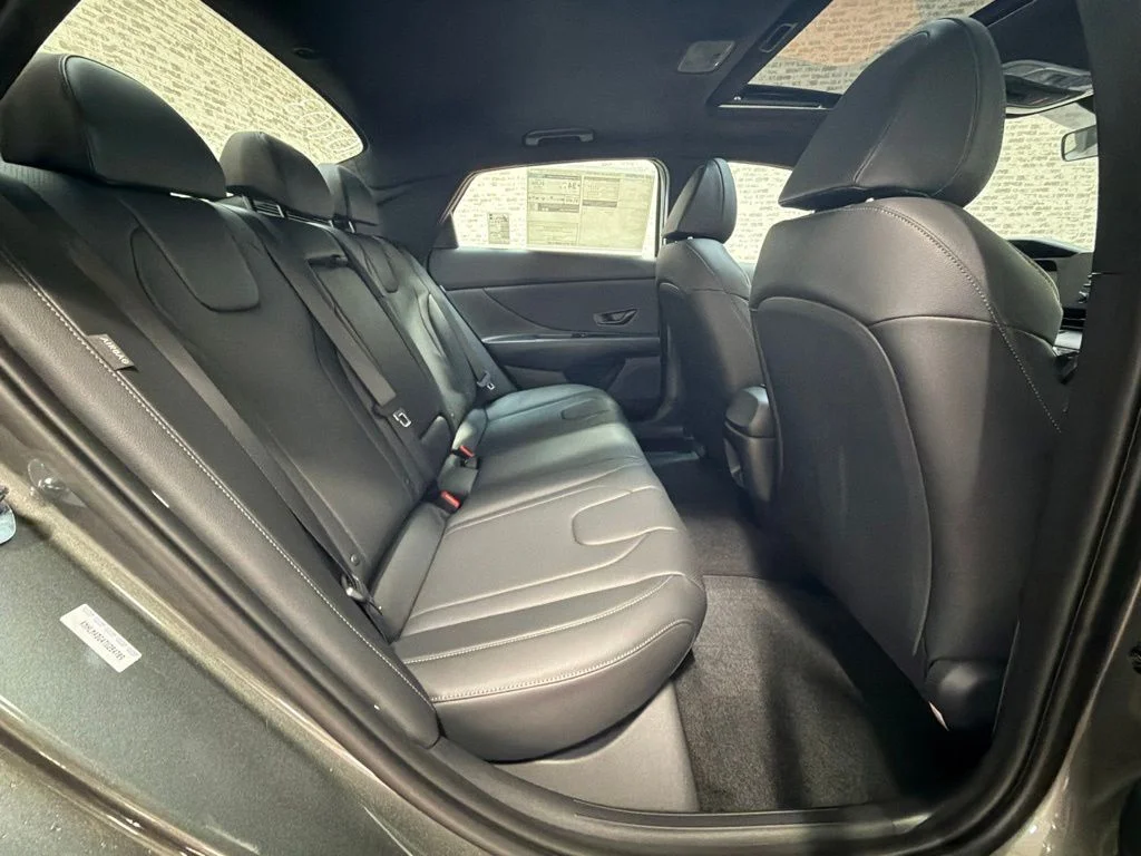 New 2026 Amazon Gray Hyundai SEL Sport image 13