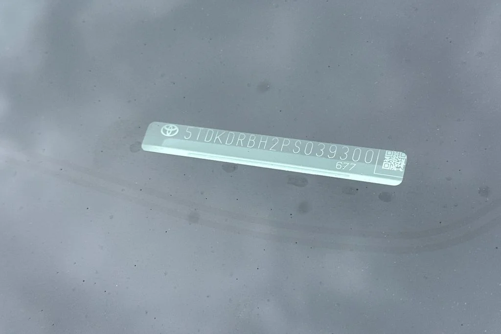 Used 2023 Beige Toyota L image 3