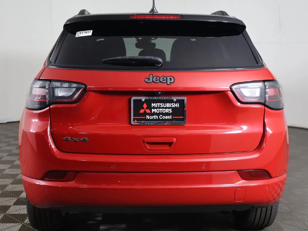 Used 2024 Red Jeep Limited image 15
