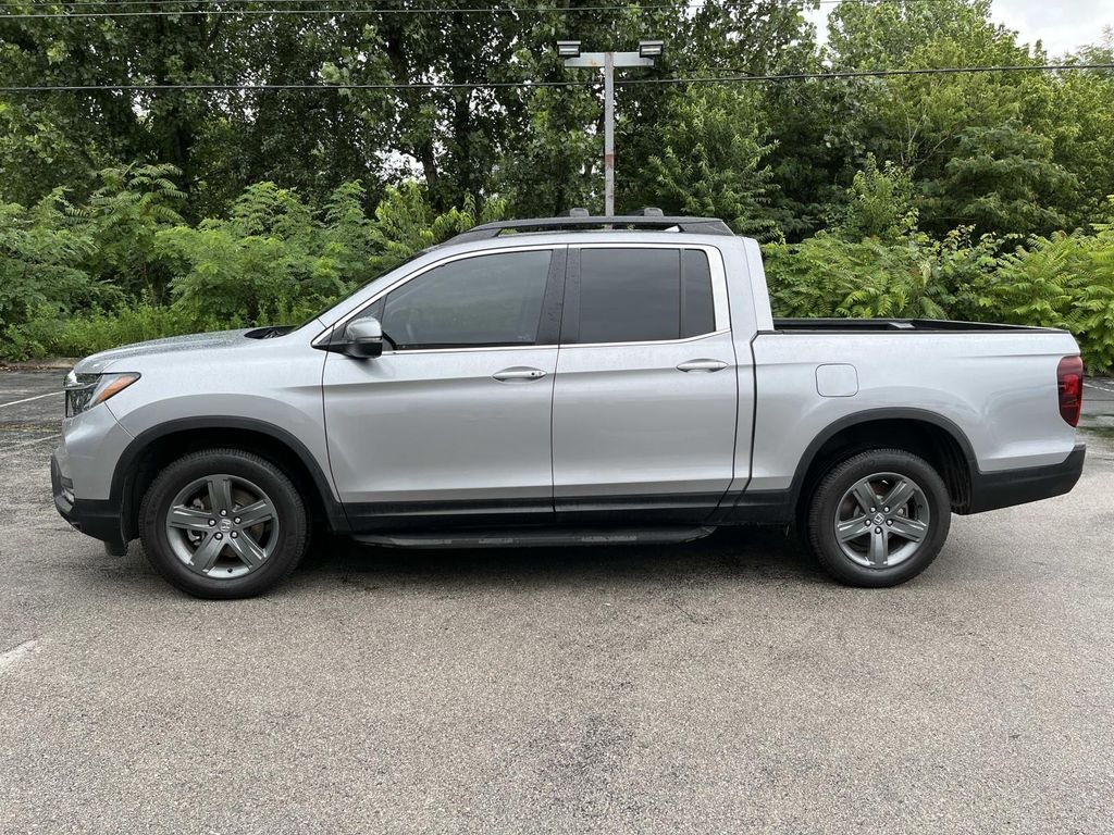 Used 2023 Silver Honda RTL image 9