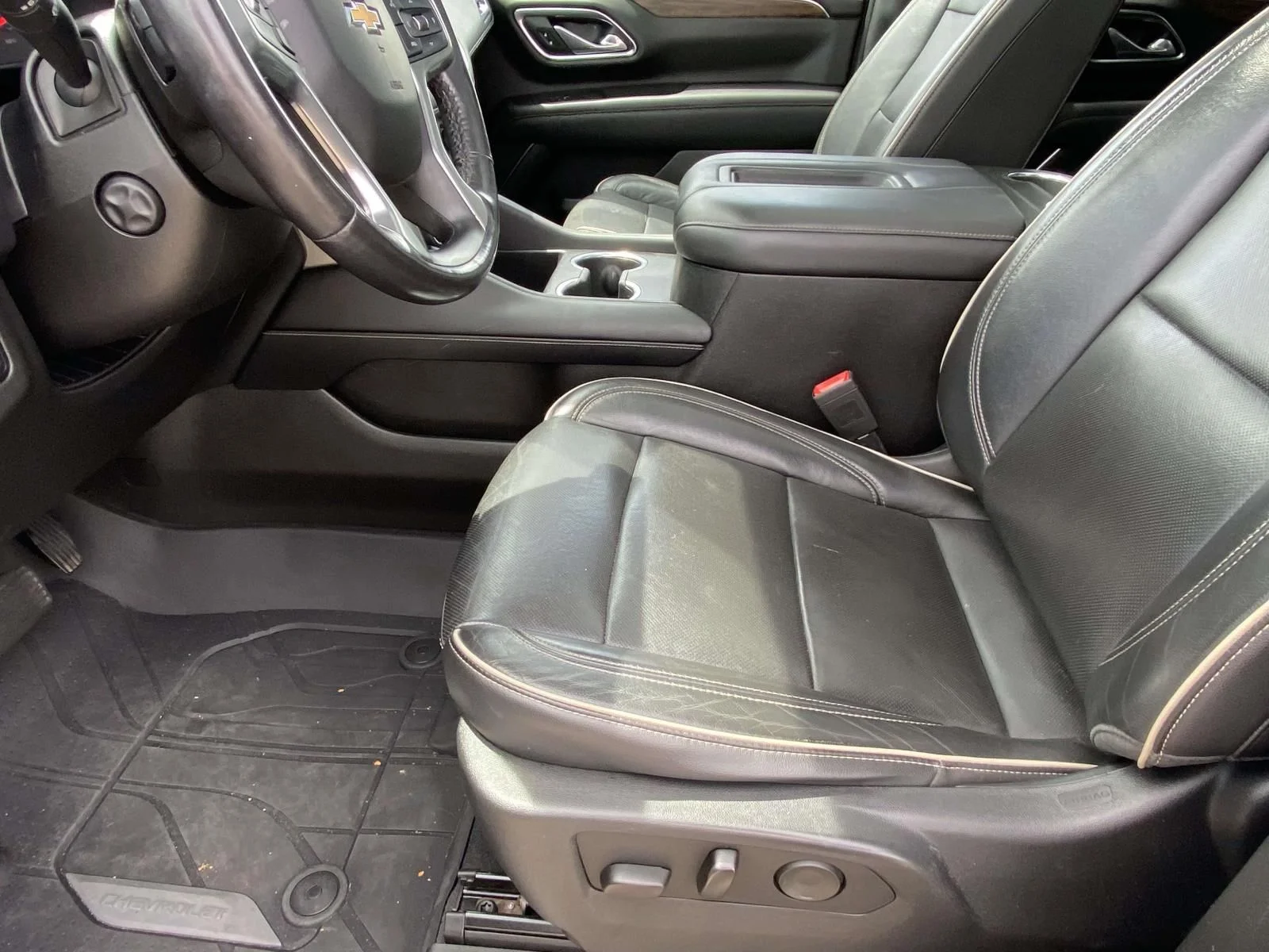 Used 2021 Beige Chevrolet Premier image 13