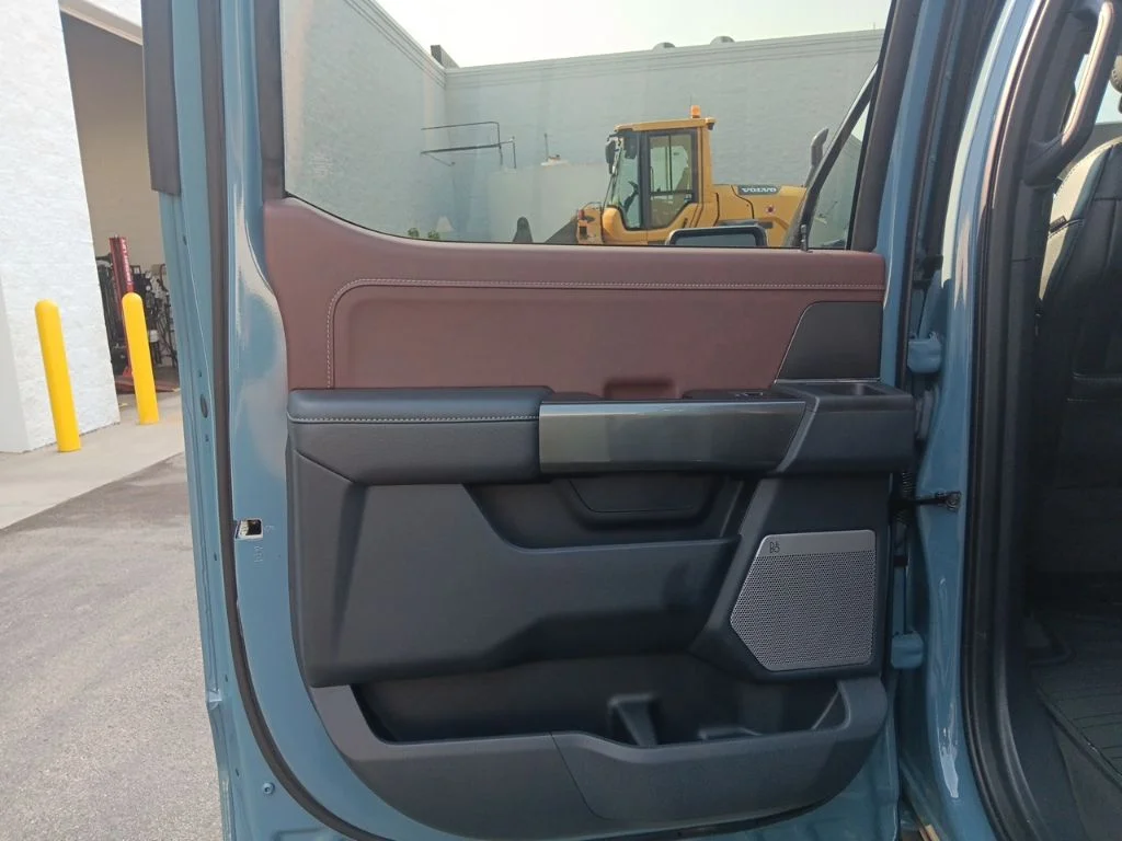 Used 2023 Blue Ford Lariat image 33