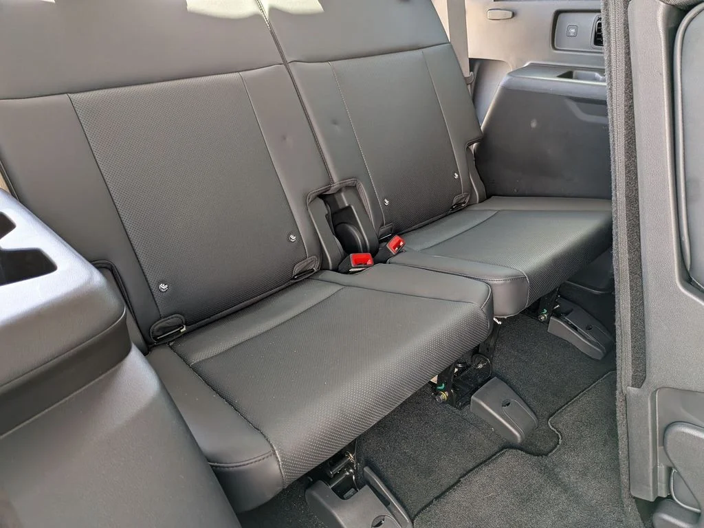 Used 2026 Black Hyundai SEL image 29