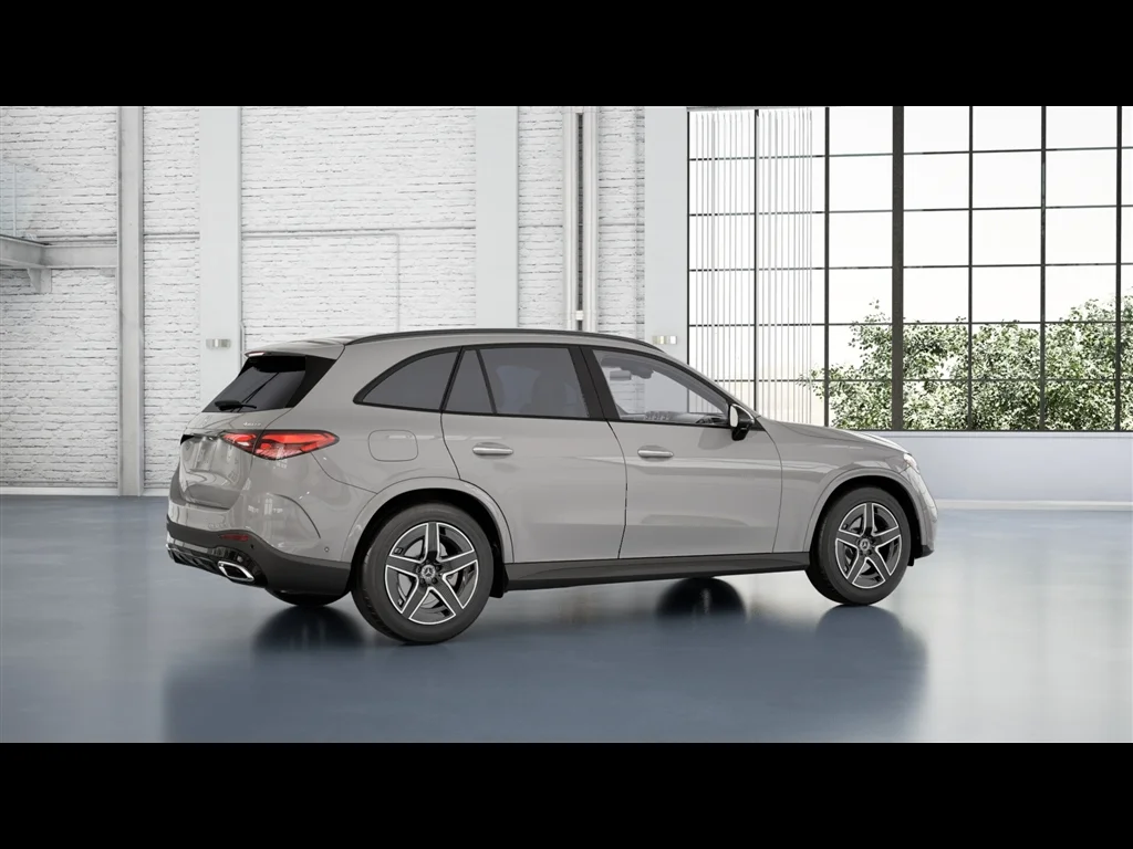 New 2026 Manufaktur Alpine Grey Mercedes-Benz GLC 300 4MATIC® image 14
