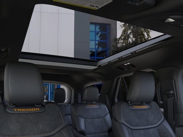 New 2026 Star White Metallic Tri-Coat Ford Tremor® image 22