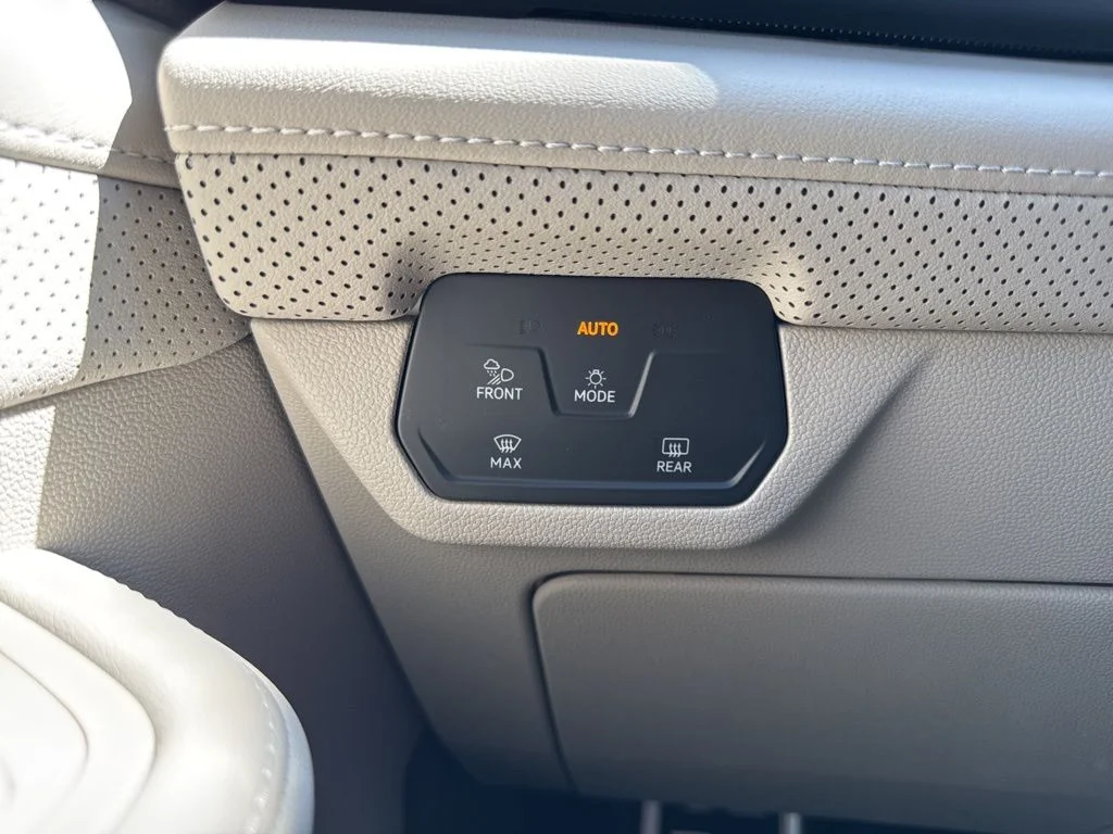 2026 Volkswagen Atlas SEL Premium R-Line - Photo 36
